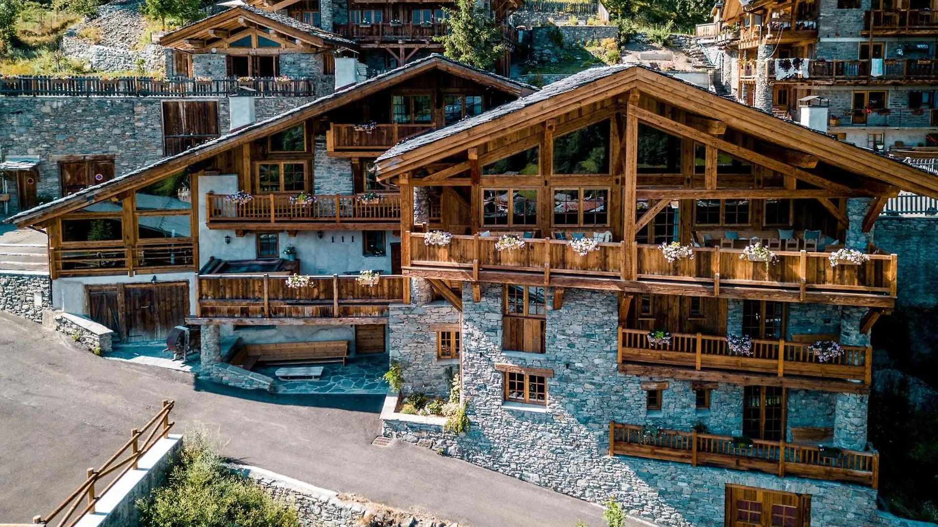 Resort Eleven Chalet Hibou Le Miroir