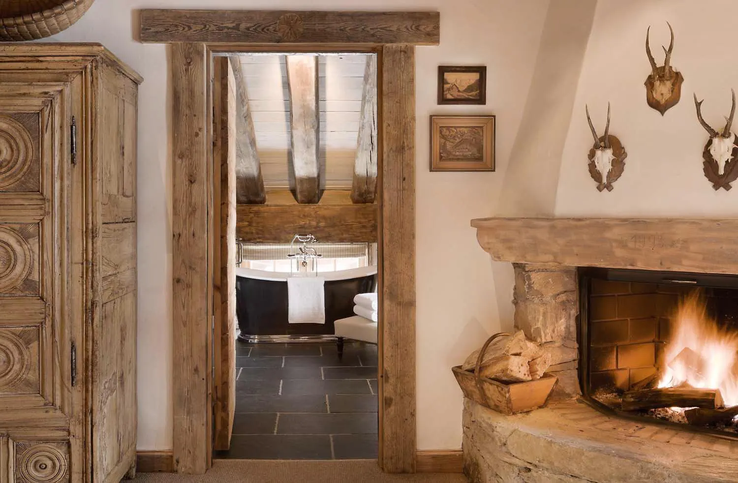 Eleven Chalet Hibou Le Miroir