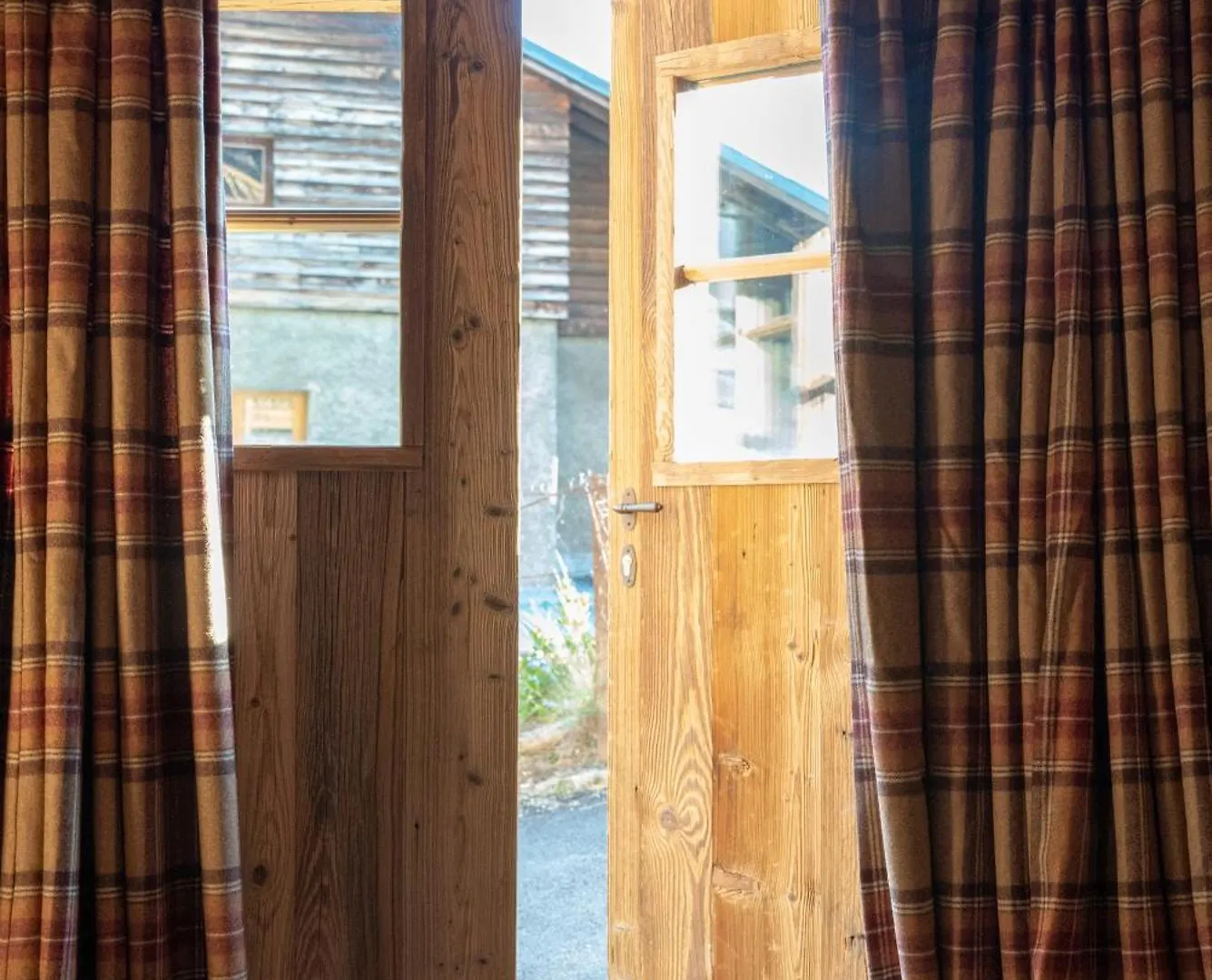 Resort Eleven Chalet Hibou Le Miroir