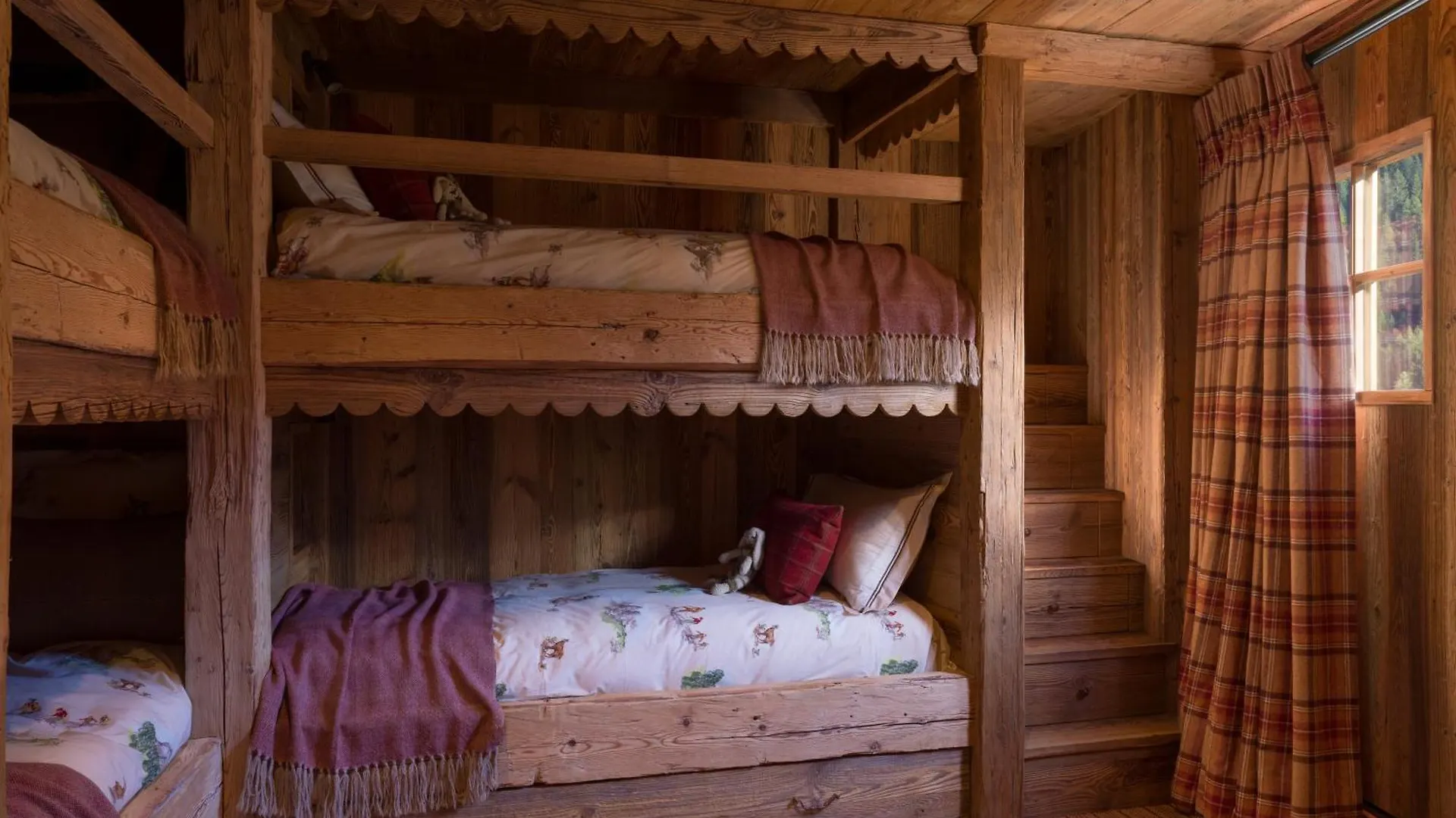 Resort Eleven Chalet Hibou Le Miroir Fransa
